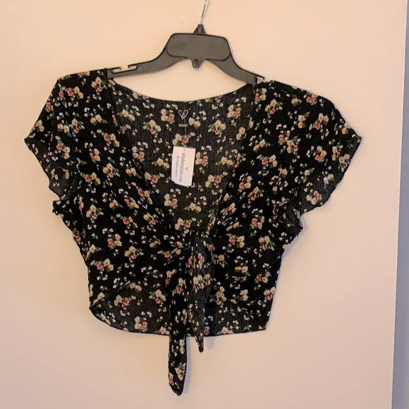 WINDSOR - floral tie top - Picture 2 of 3